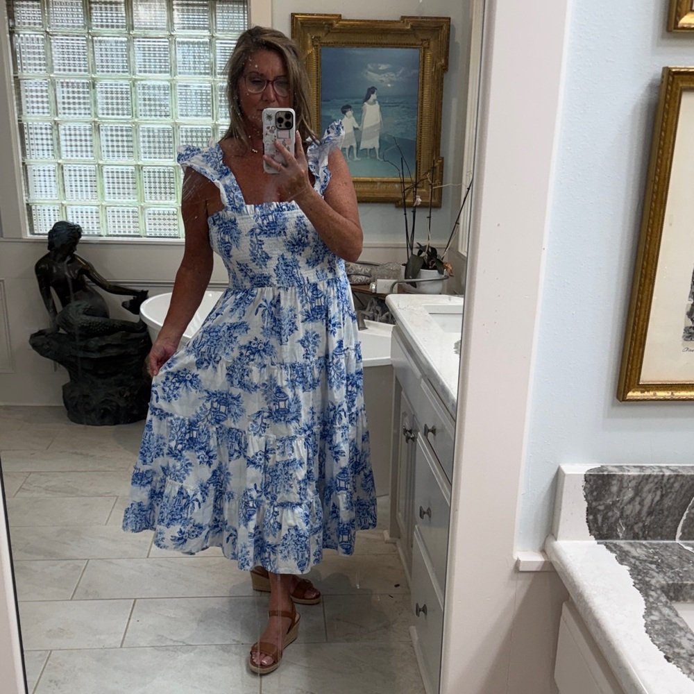 crown & ivy Blue and White Floral Midi Dress